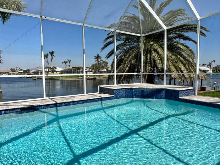 Villa Dolphin Cove