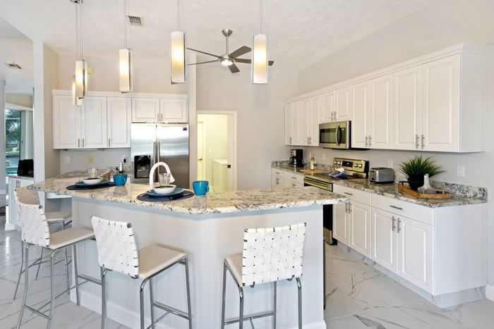 Villa Dolphin Cove